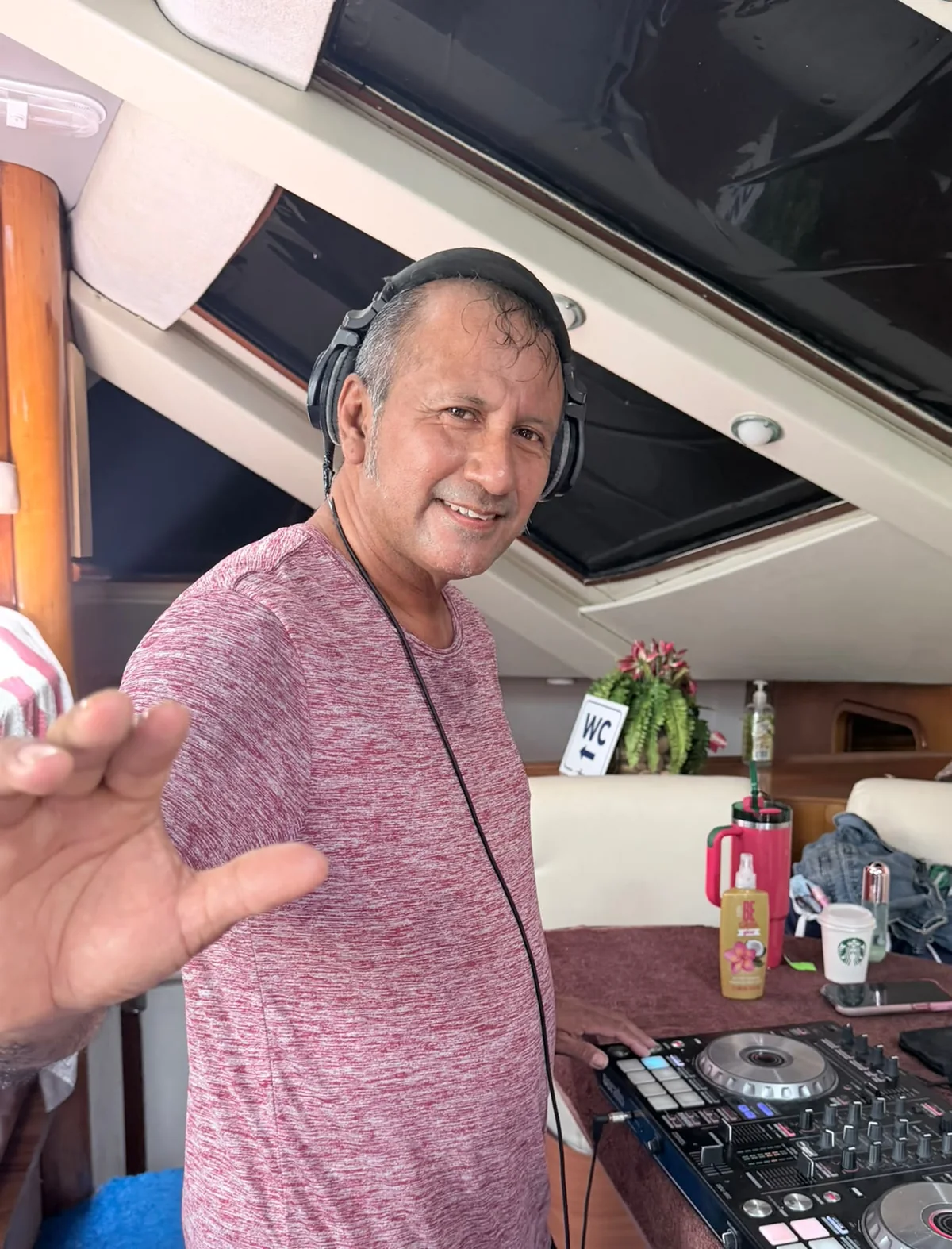 Rafa, Boobs Cruise DJ